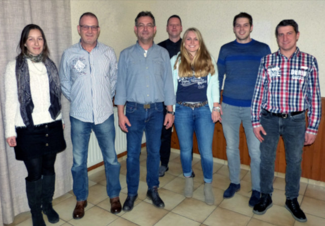 (v.l.) Nicole Weber, Helmut Adams (2. Vorsitzender), Reiner Hürter (1. Vorsitzender), Christian Doumen, Alina Rübenach, Christian Glees und Bernd Schommer